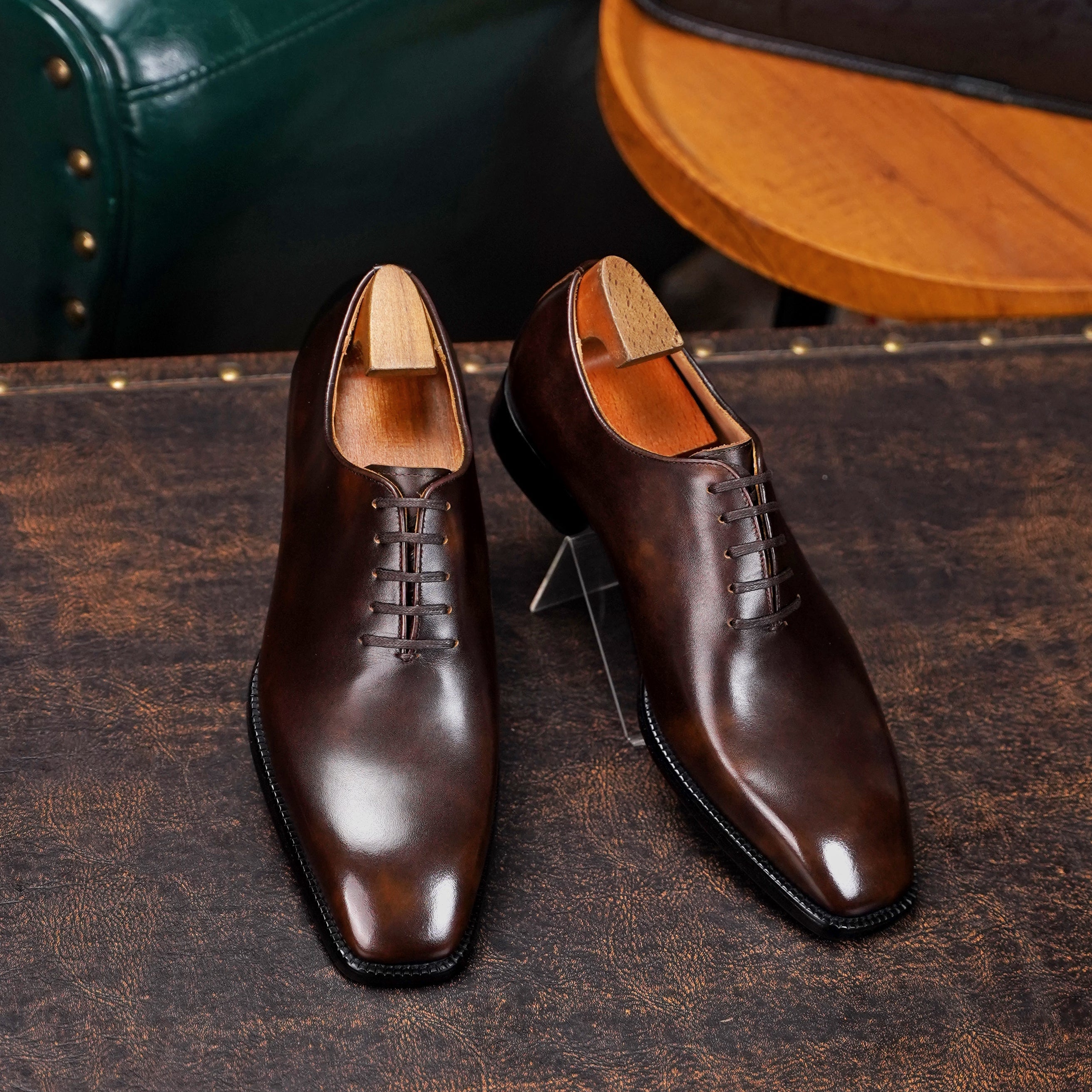Vescano Siena — Burnished Wholecut Oxford