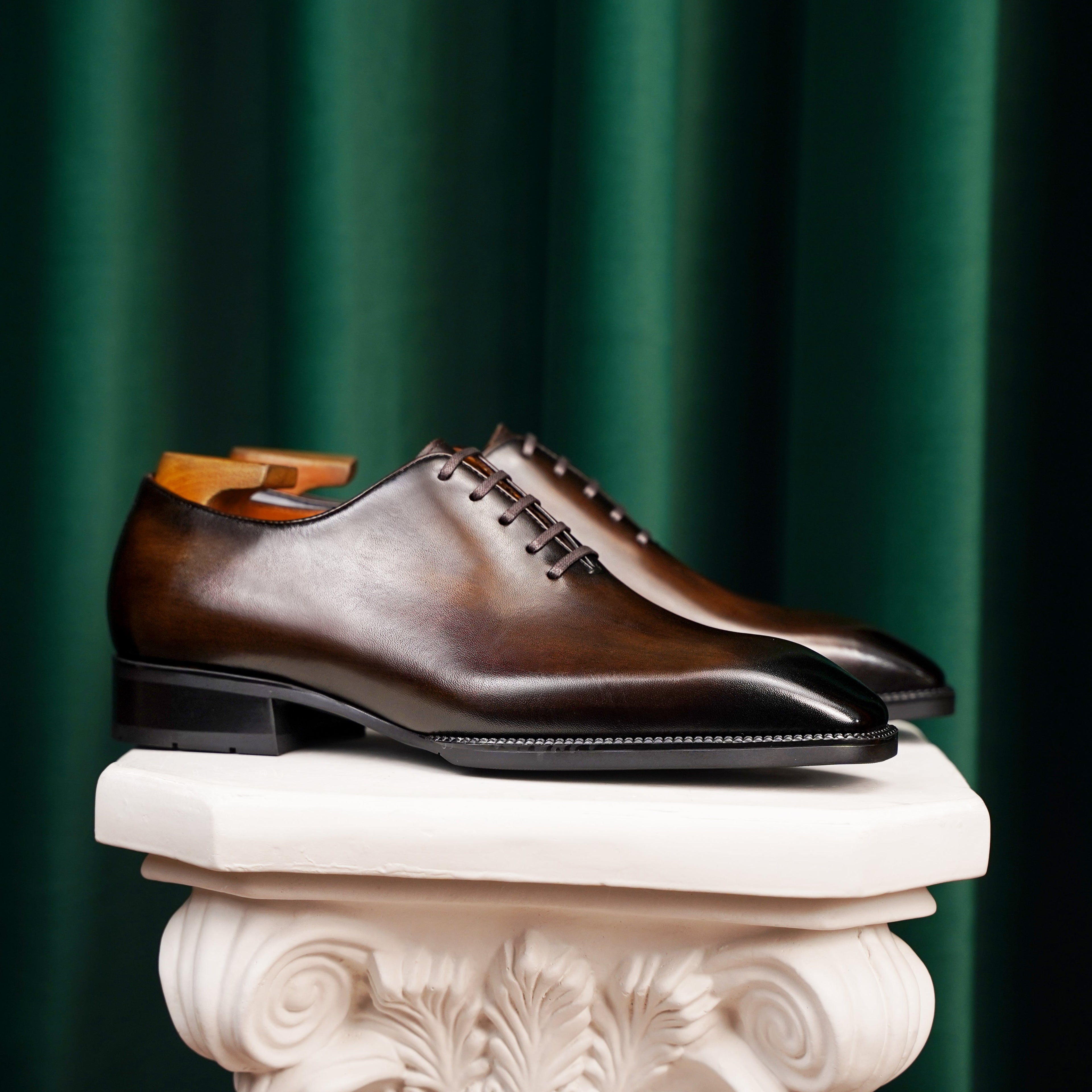 Wholecut Oxford Blake Stitch Leather Sole