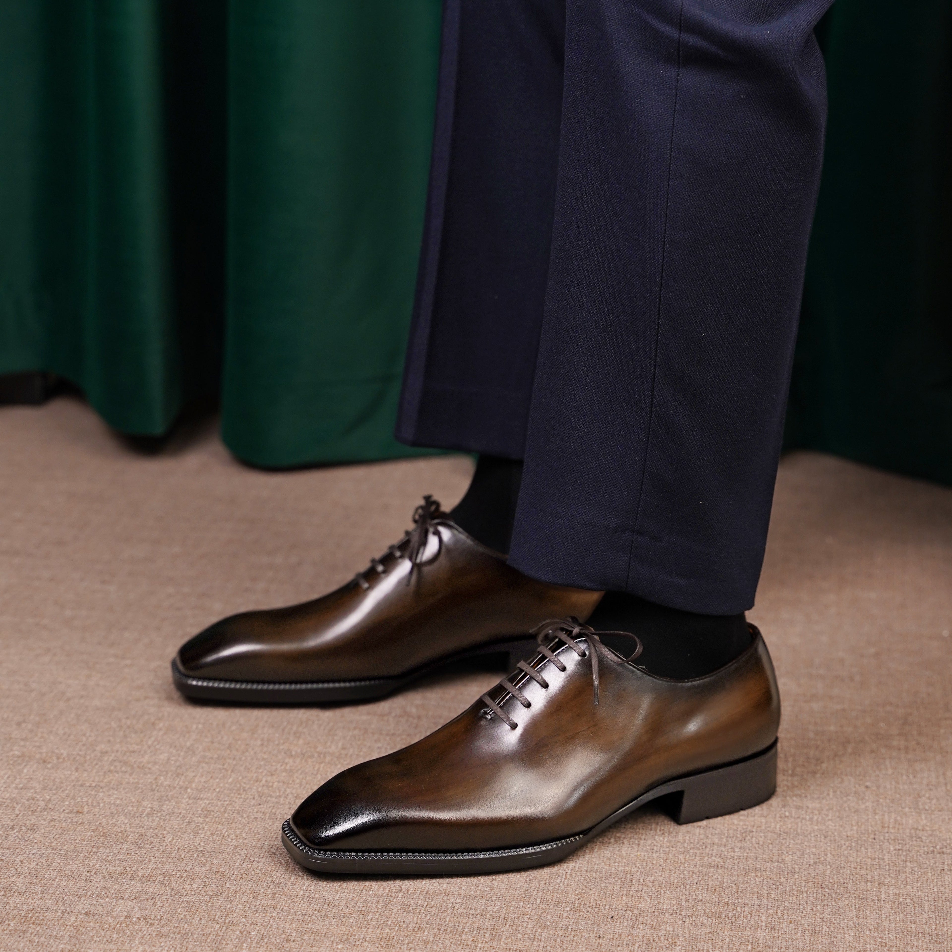 Wholecut Oxford Blake Stitch Leather Sole