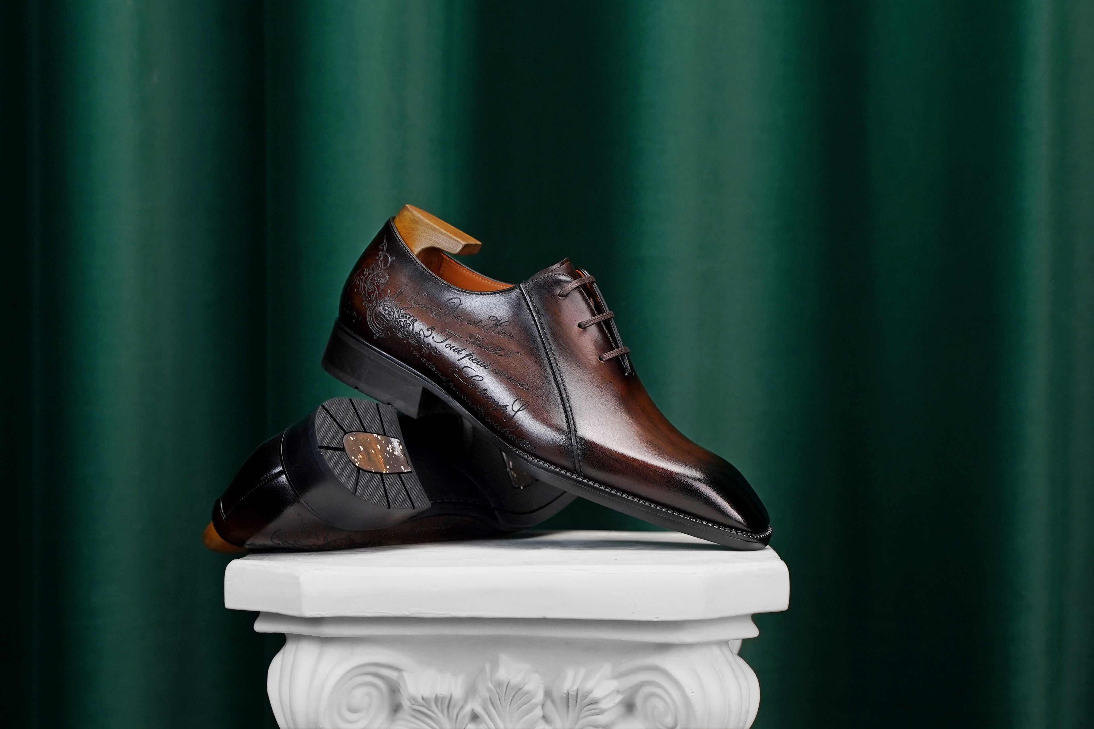 Vescano Ferrara — Plain-Toe Oxford