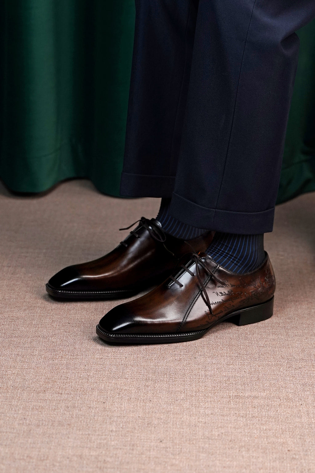 Vescano Ferrara — Plain-Toe Oxford