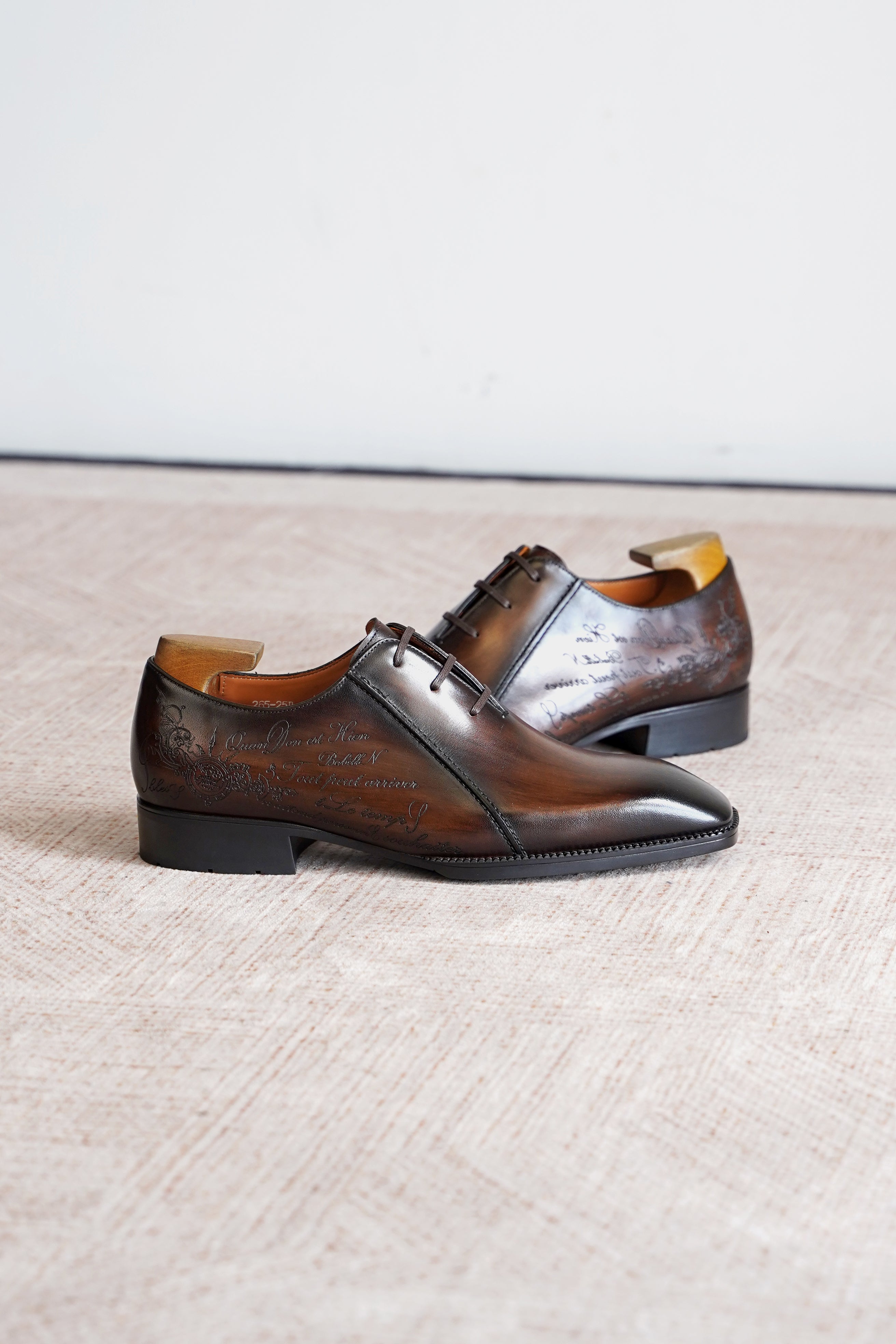 Vescano Ferrara — Plain-Toe Oxford