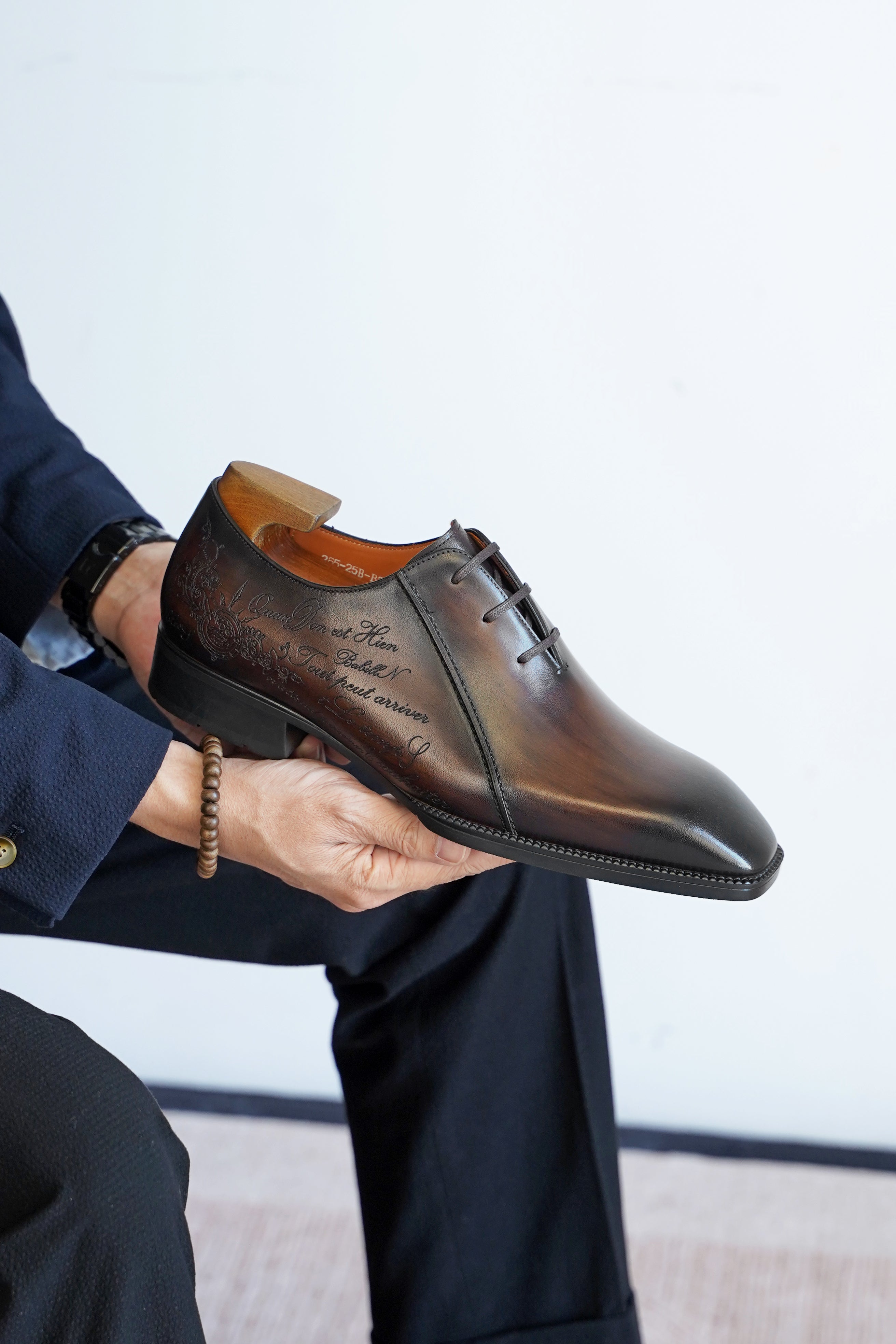 Vescano Ferrara — Plain-Toe Oxford