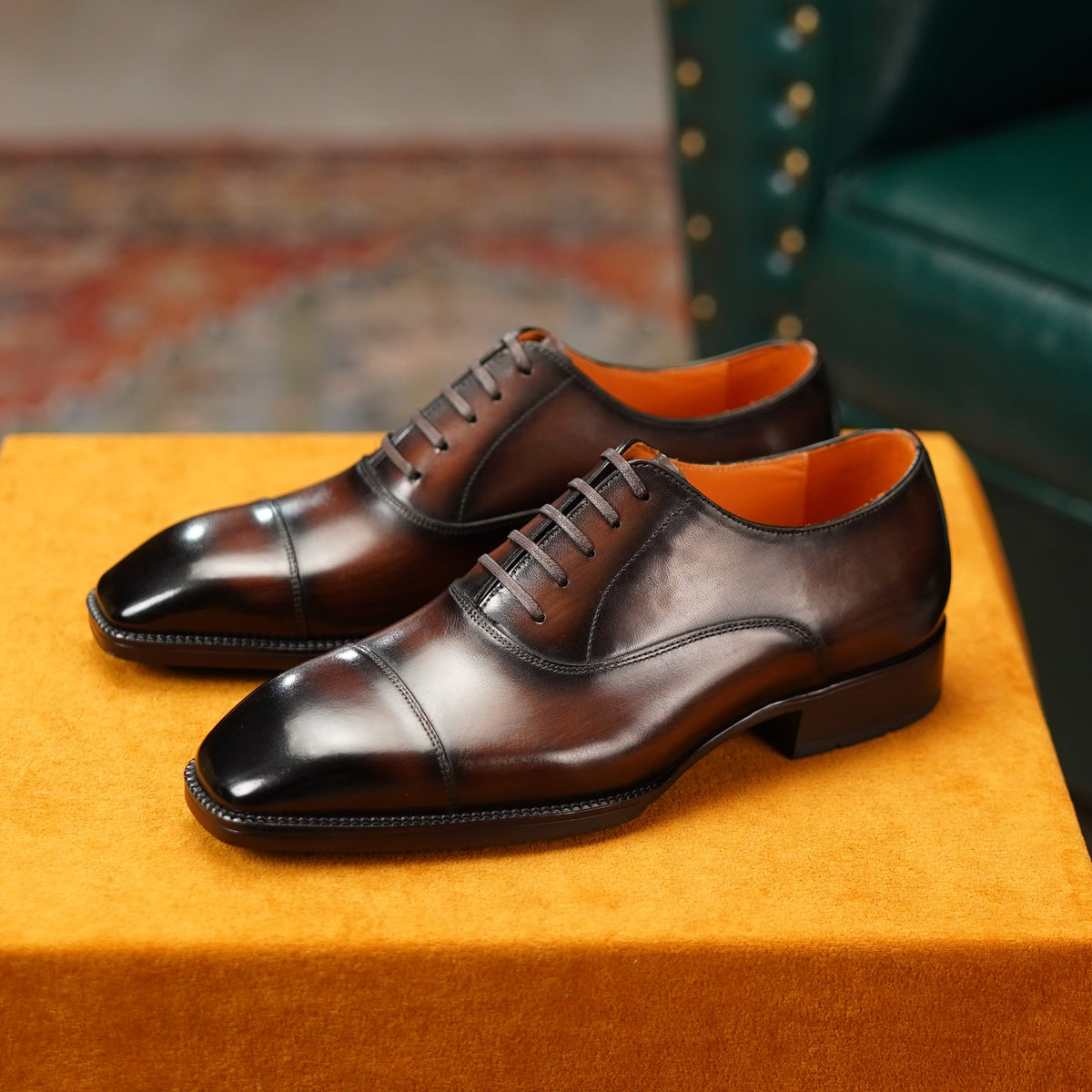 Vescano  — Cap-Toe Oxford