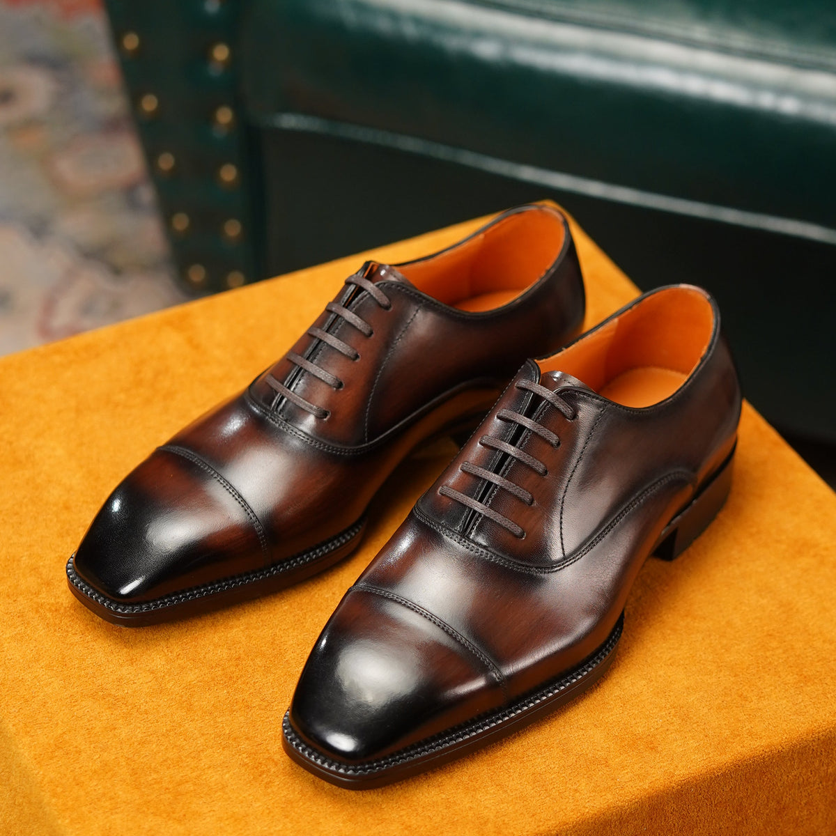 Vescano  — Cap-Toe Oxford