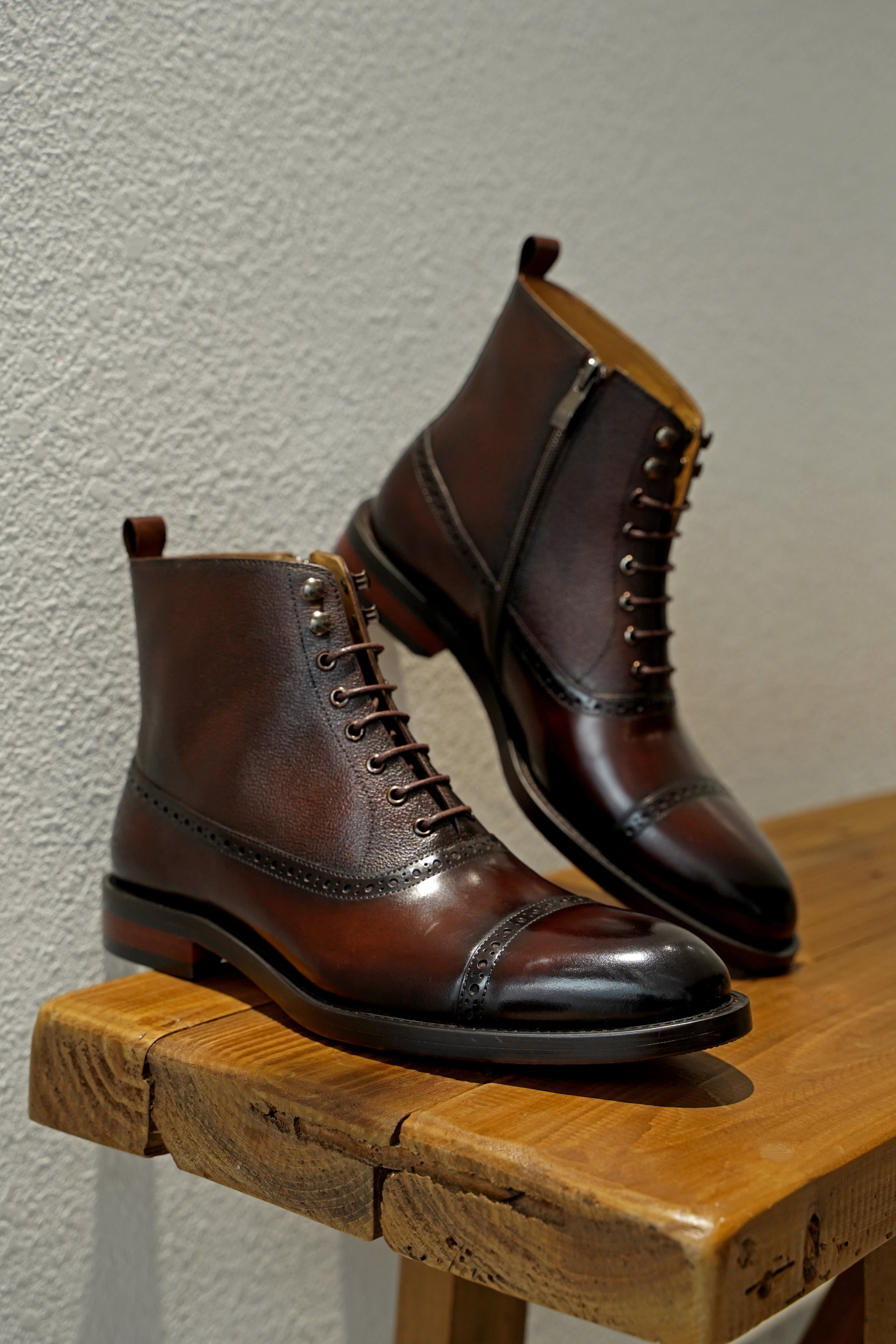 Vescano Imola — Cap-Toe Lace-Up Boot