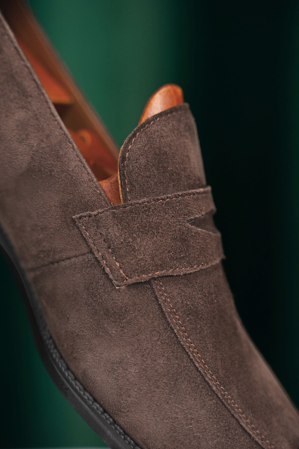 Vescano Taormina — Taupe Suede Loafer