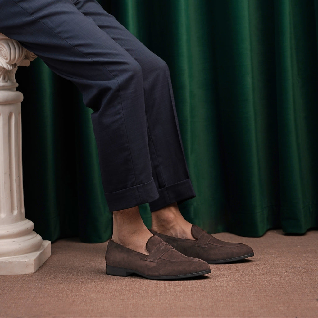 Vescano Taormina — Taupe Suede Loafer