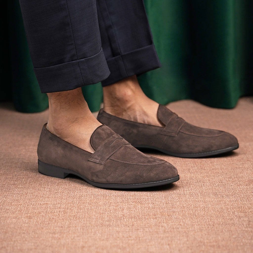 Vescano Taormina — Taupe Suede Loafer