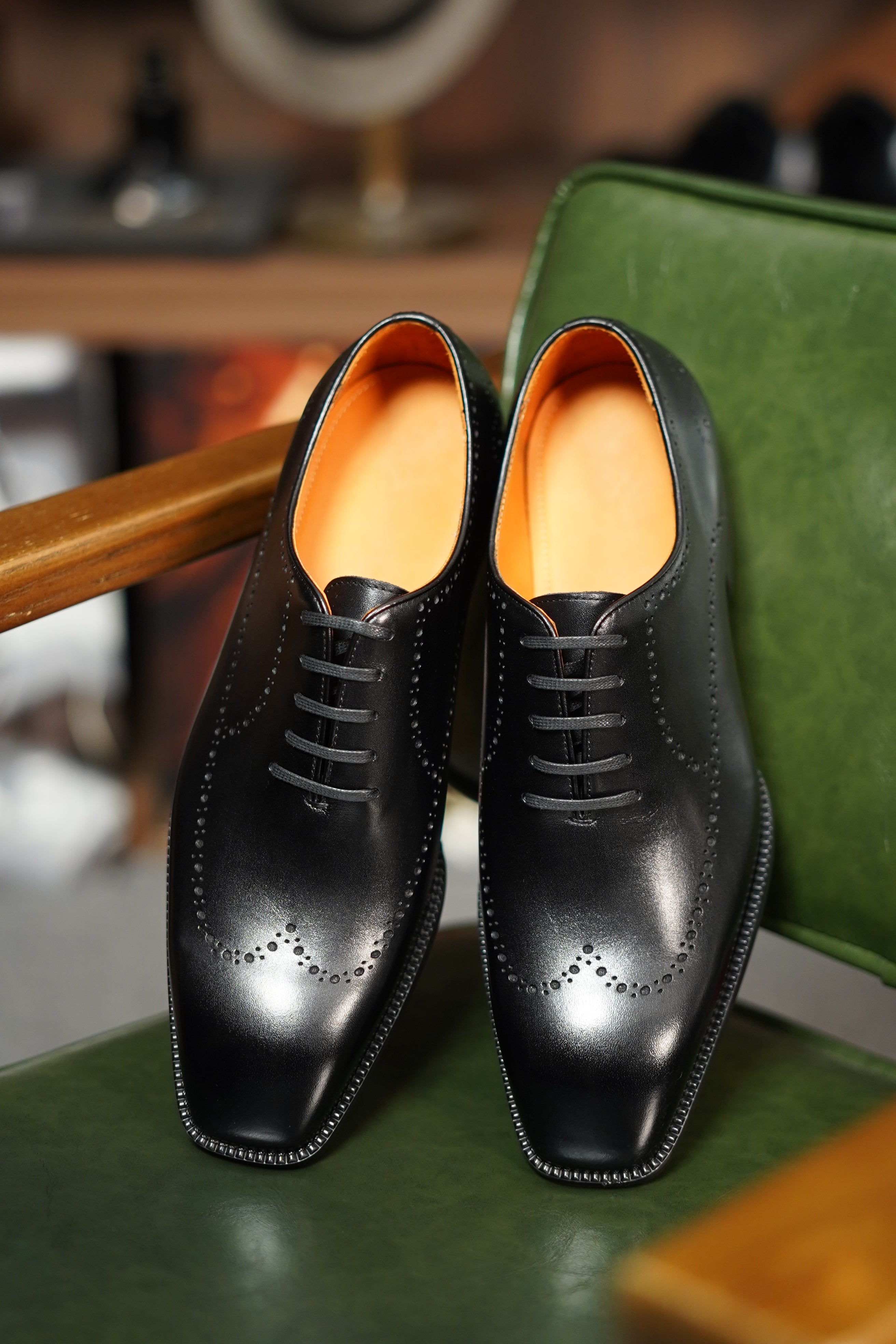 Wingtip Oxford Blake Stitch Leather Shoes