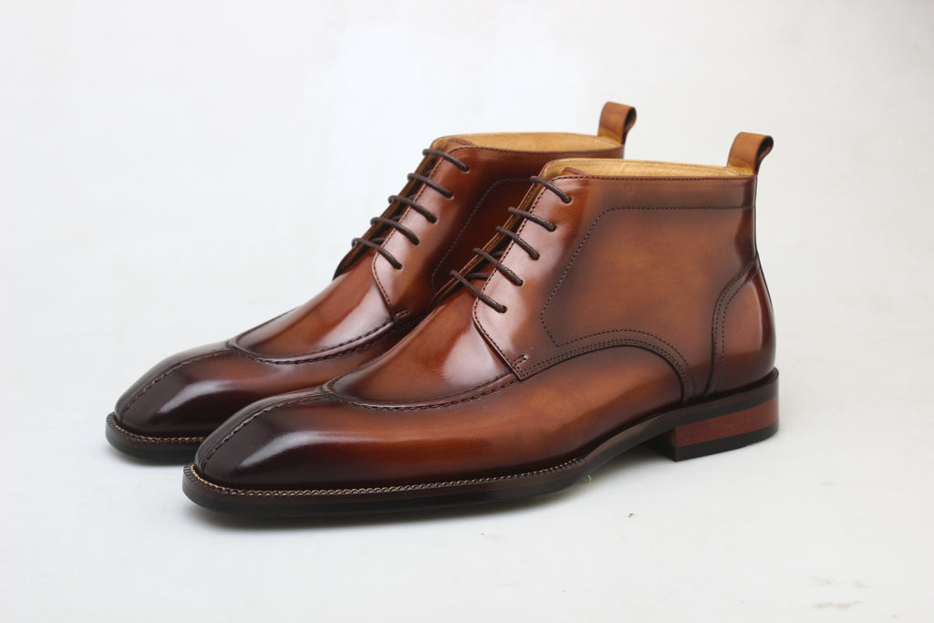 The Apron Toe Lace-Up Boot