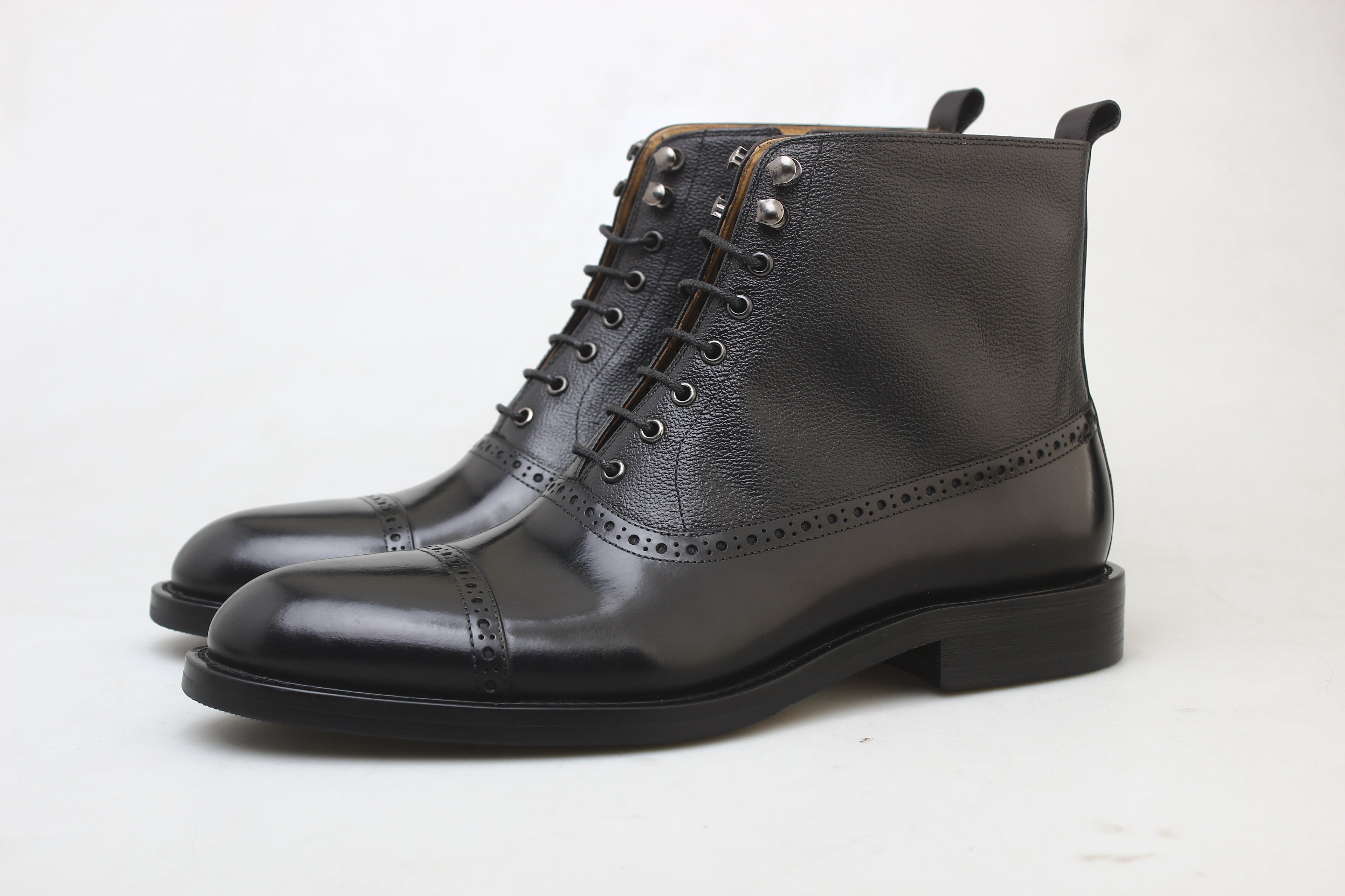 Vescano Imola — Cap-Toe Lace-Up Boot